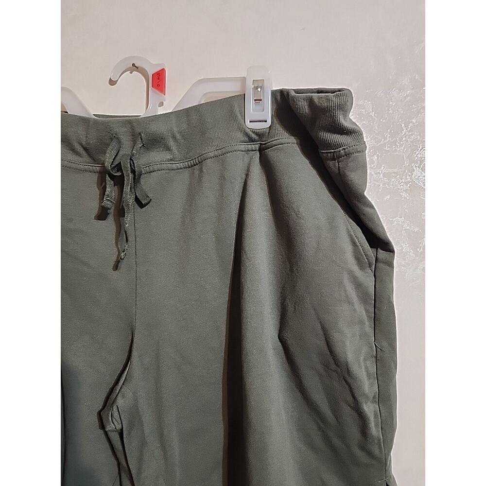 Athletic Works Athletic Shorts Green 3XL (22) Elastic Drawstring Waist Pockets - Picture 4 of 6